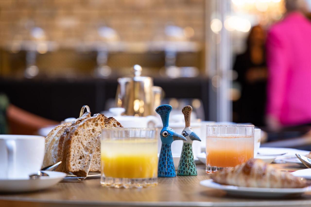 Sun Street Hotel Shoreditch London Exterior foto Salt and pepper shakers by Emma Bridgewater