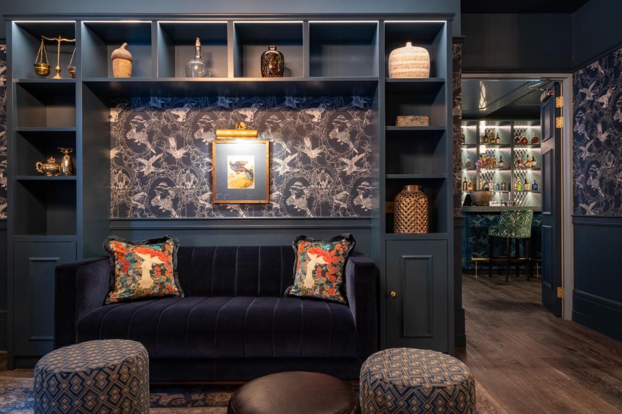 Sun Street Hotel Shoreditch London Exterior foto The Library at The Ivy, St John's Wood