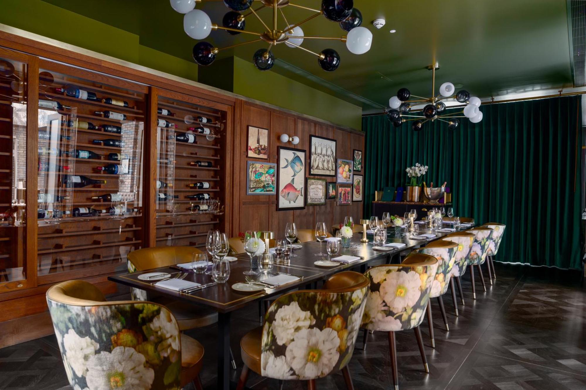 Sun Street Hotel Shoreditch London Exterior foto The private dining room at The Ivy Temple Bar
