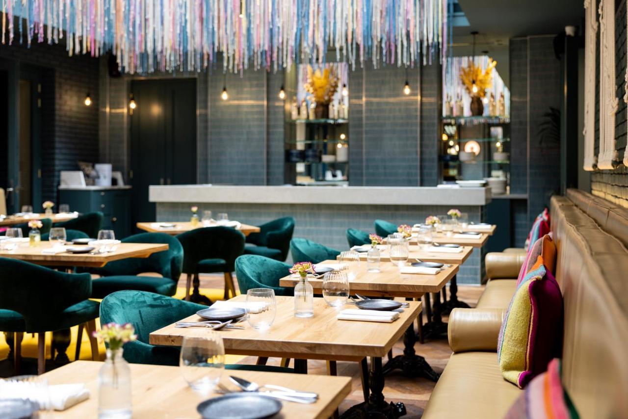 Sun Street Hotel Shoreditch London Exterior foto Interior of the restaurant